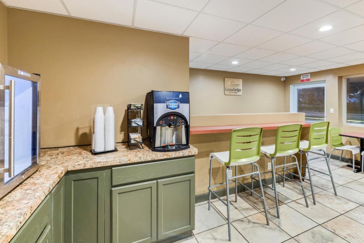 Econo Lodge Inn & Suites Binghamton Eksteriør bilde