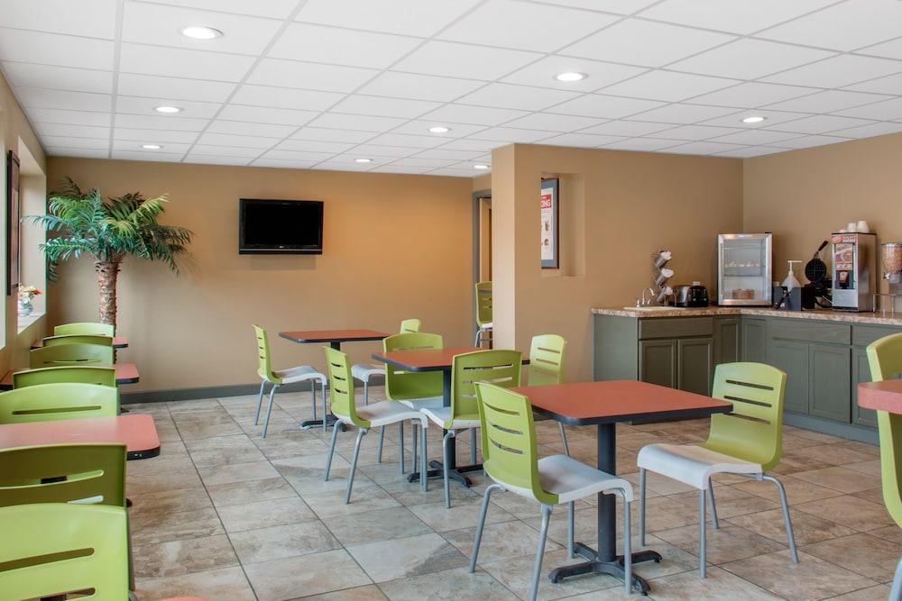 Econo Lodge Inn & Suites Binghamton Eksteriør bilde