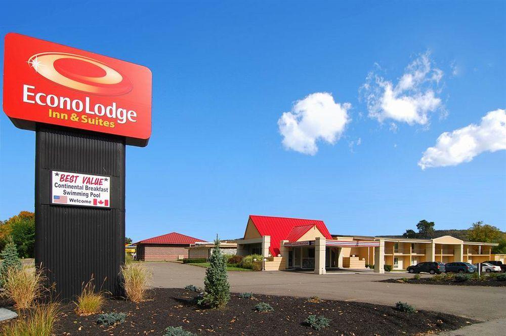 Econo Lodge Inn & Suites Binghamton Eksteriør bilde
